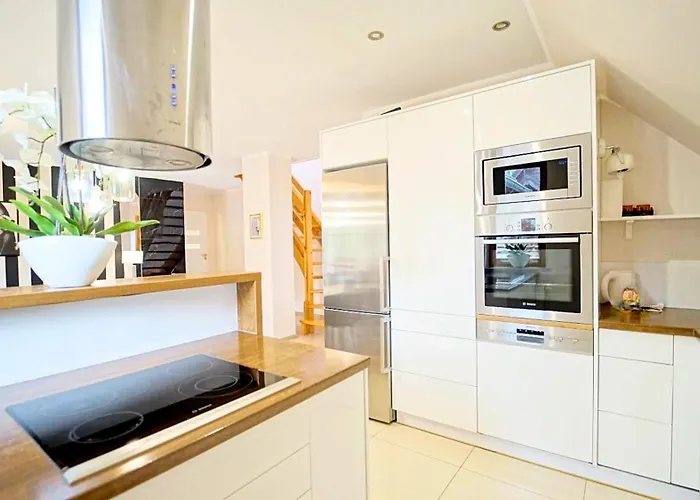 Everysky - Komuny Paryskiej