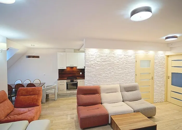 Everysky - Komuny Paryskiej * Karpacz