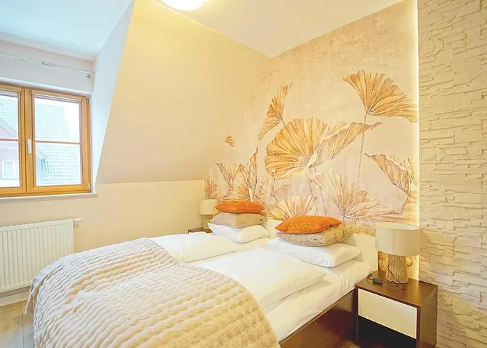 Everysky - Komuny Paryskiej Karpacz