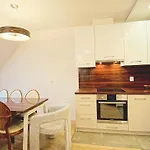 Everysky - Komuny Paryskiej Апартаменты *