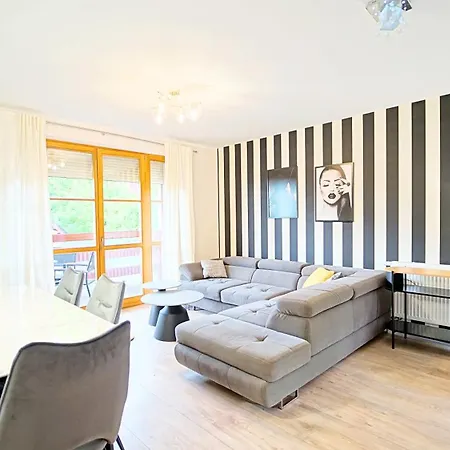 Apartament Everysky - Komuny Paryskiej