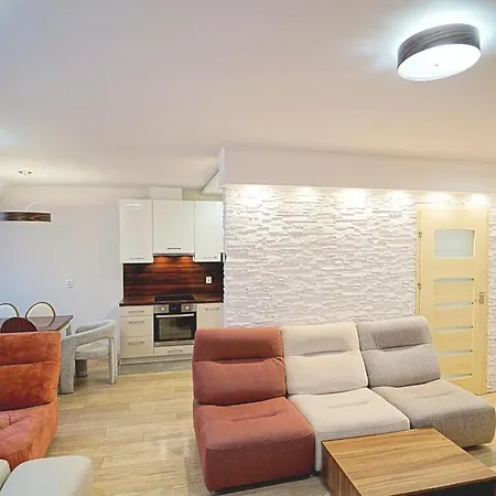 Everysky - Komuny Paryskiej * 카르파츠