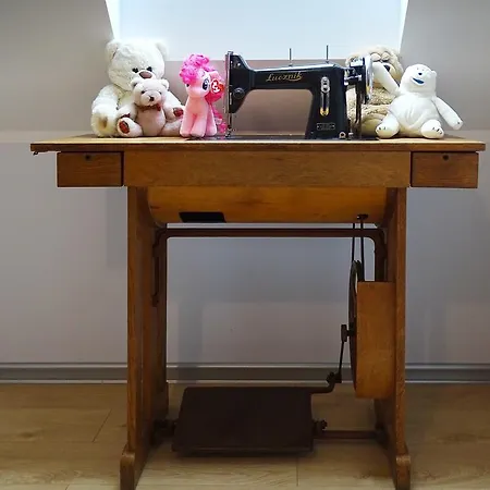 Everysky - Komuny Paryskiej アパート *