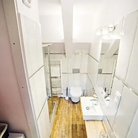 Everysky - Komuny Paryskiej カルパッチ