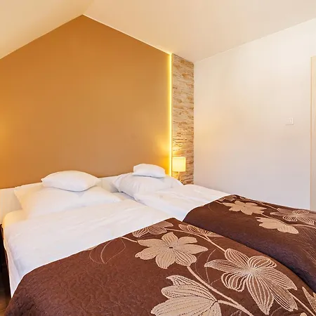 Everysky - Komuny Paryskiej Apartament *