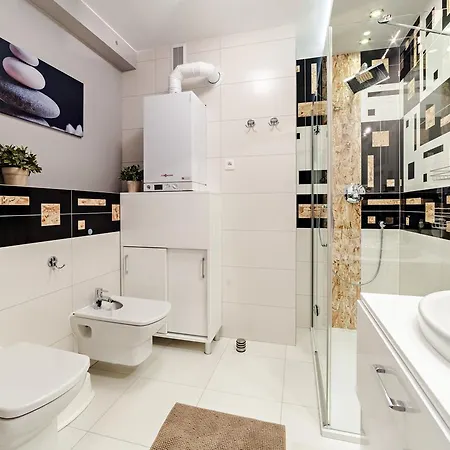 Everysky - Komuny Paryskiej