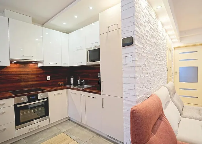 Appartement Everysky - Komuny Paryskiej *